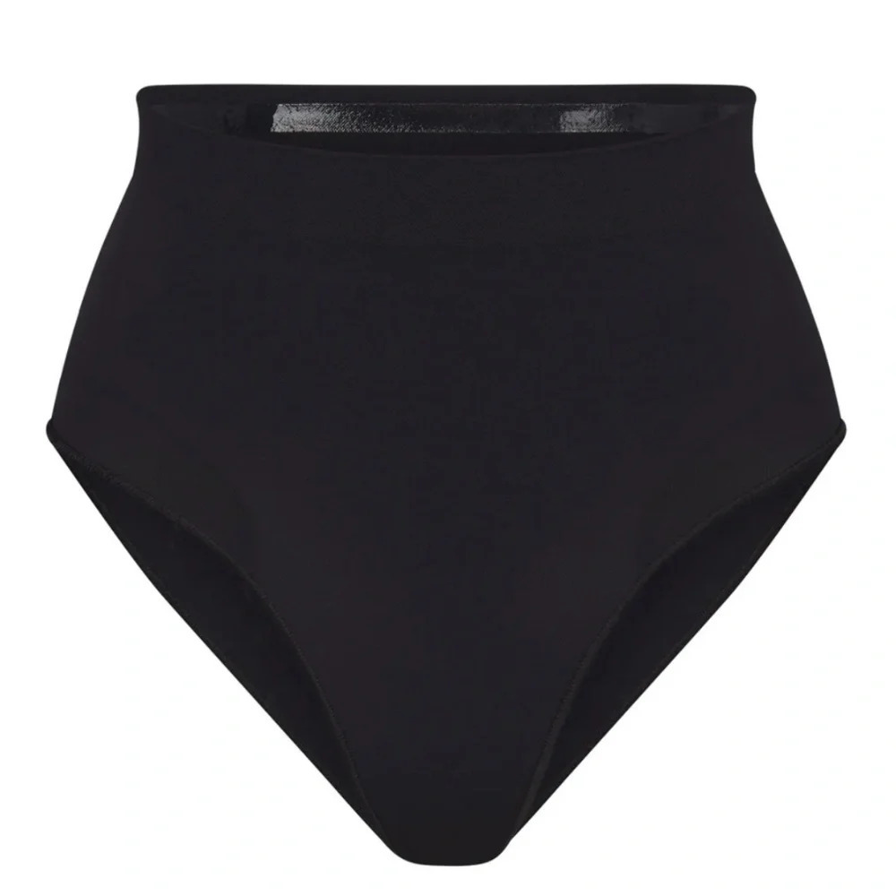 NEW SKIMS Sculpting Mid Waist Brief Onyx‎ Size L